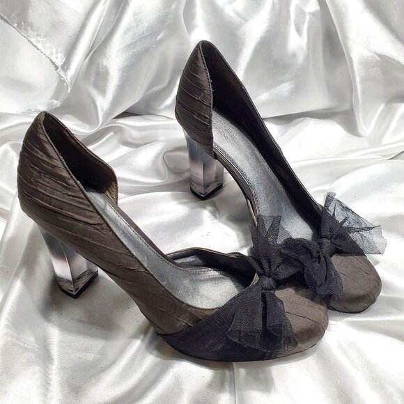 SIMPLY VERA WANG dark grey black fabric acrylic high heel pumps mesh bows JOYFUL - Picture 1 of 5